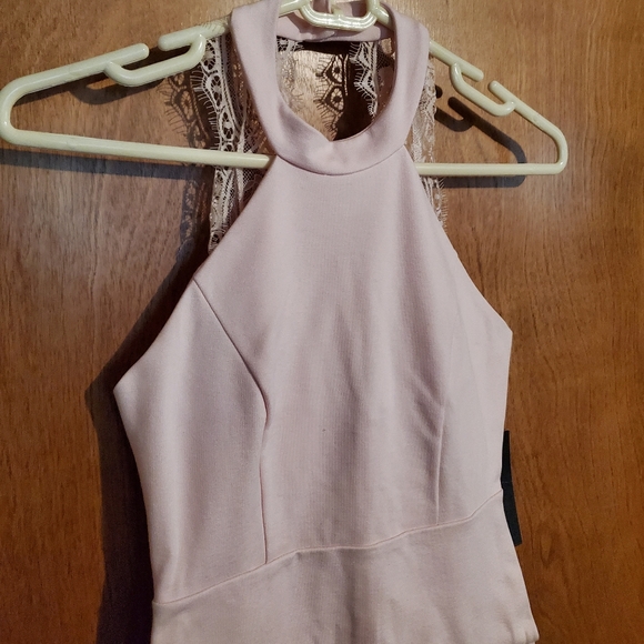 New Lulu's Light pink dress with lace - Picture 2 of 6